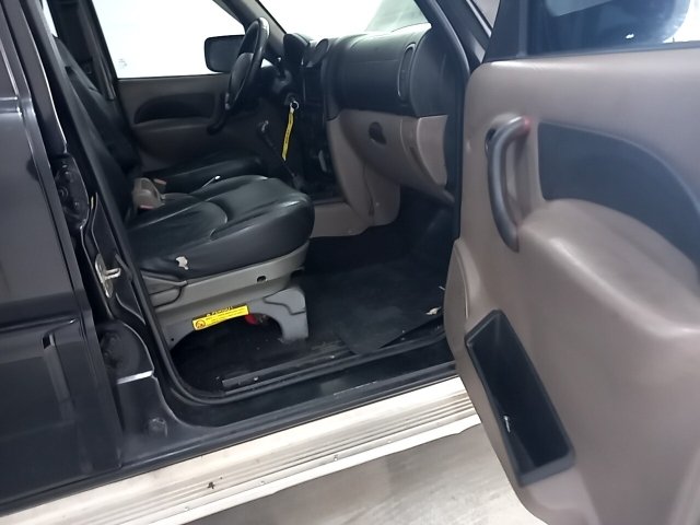 Vehicle_photo_9