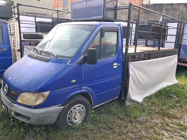 Veículo MERCEDES-BENZ SprinterC Mercedes-Benz 313CDI SprinterC 2005 Conservado 2006 em leilão
