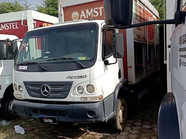 Veículo MERCEDES-BENZ Accelo Mercedes-Benz Accelo 815 2012 2012 em leilão