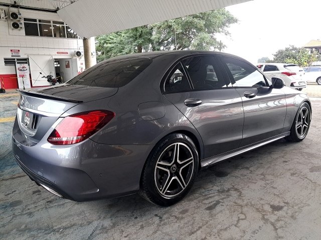 Vehicle_photo_4
