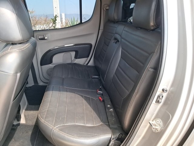 Vehicle_photo_10