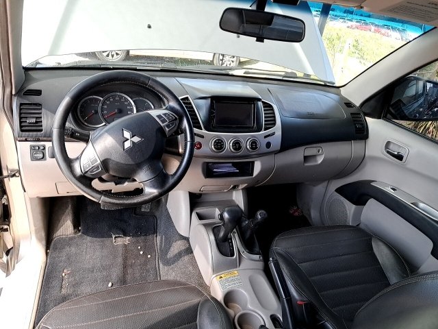 Vehicle_photo_7