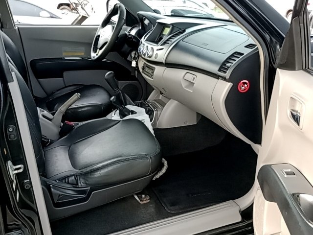 Vehicle_photo_9