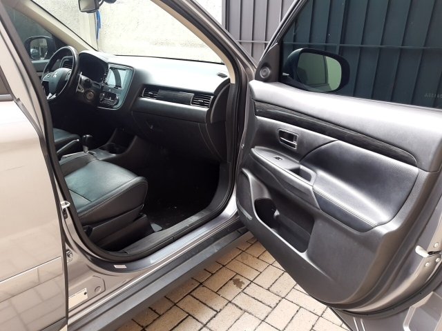 Vehicle_photo_9