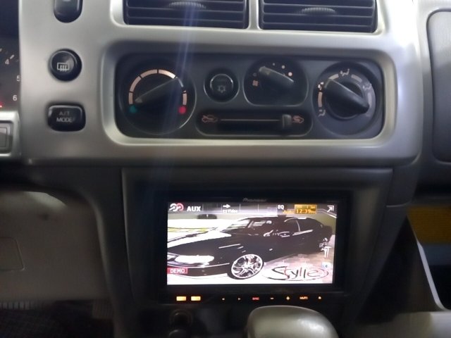 Vehicle_photo_6