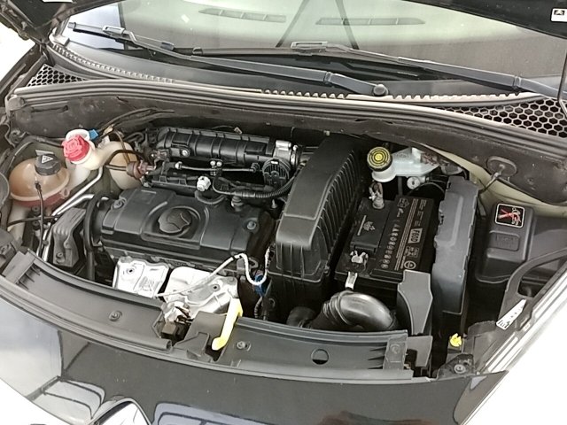 Vehicle_photo_12