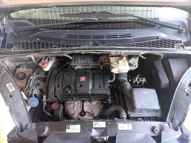 Vehicle_photo_12