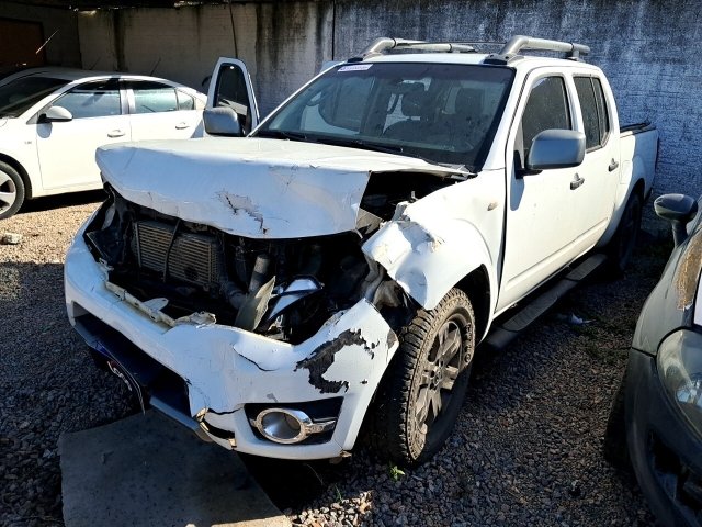 Veículo Nissan Frontier NISSAN FRONTIER SVATK4X2 2013/2014 2014 em leilão