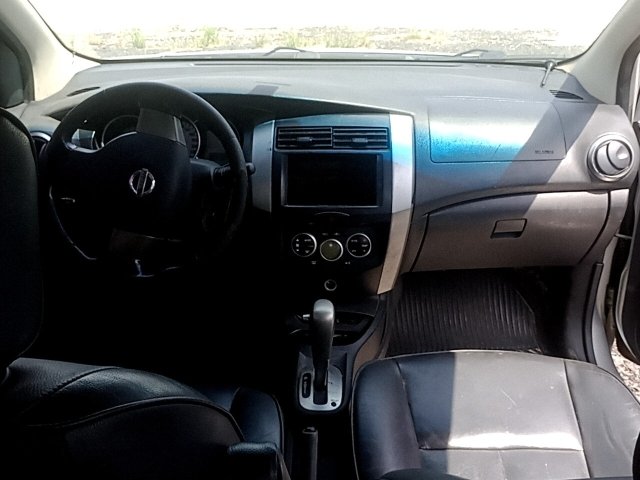 Vehicle_photo_7