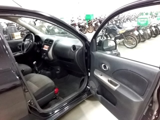 Vehicle_photo_9