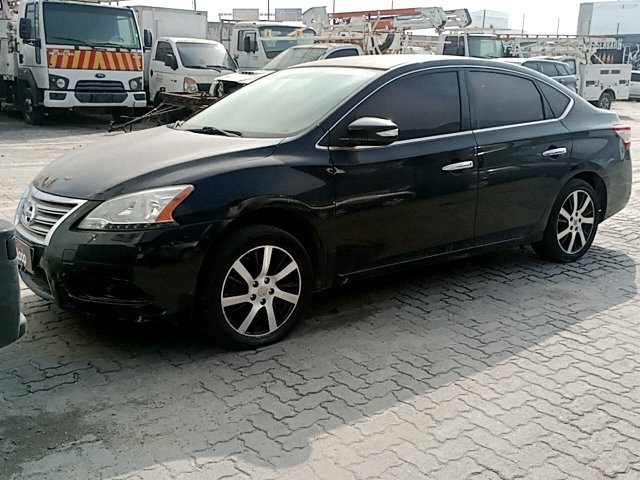 Veículo Nissan Sentra Nissan Sentra 20SL CVT 2015/2016 Preto Com Defeitos 2016 em leilão