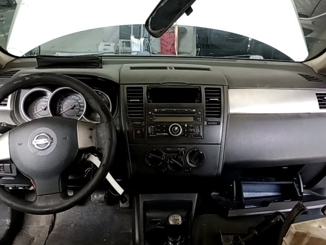 Vehicle_photo_7