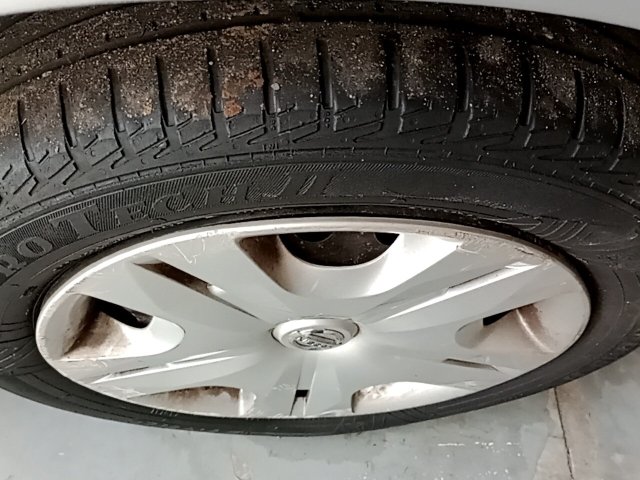 Vehicle_photo_14