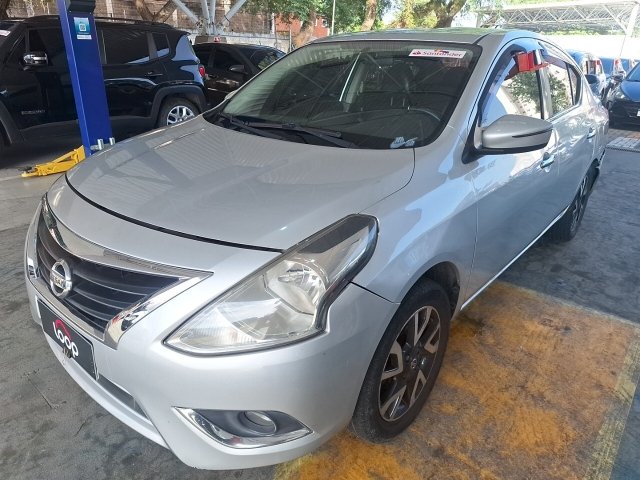 Veículo Nissan Versa Nissan Versa 16 Unique 2015/2016 2016 em leilão