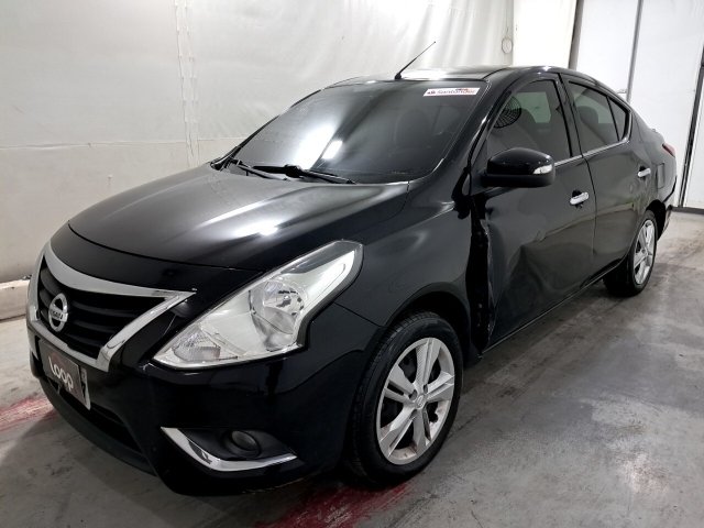 NISSAN VERSA 16SL CVT Frente Motorista