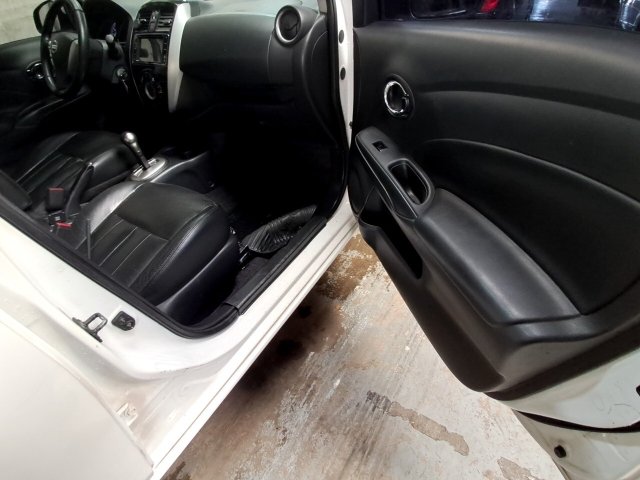 Vehicle_photo_9
