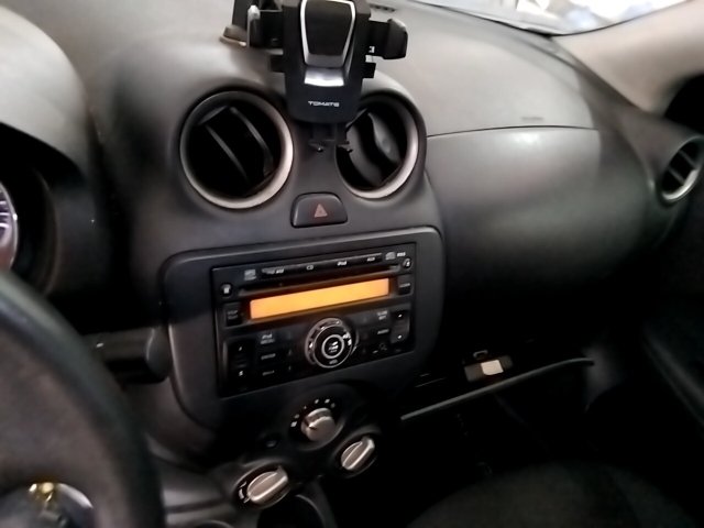 Vehicle_photo_6