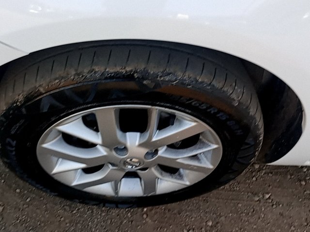 Vehicle_photo_13