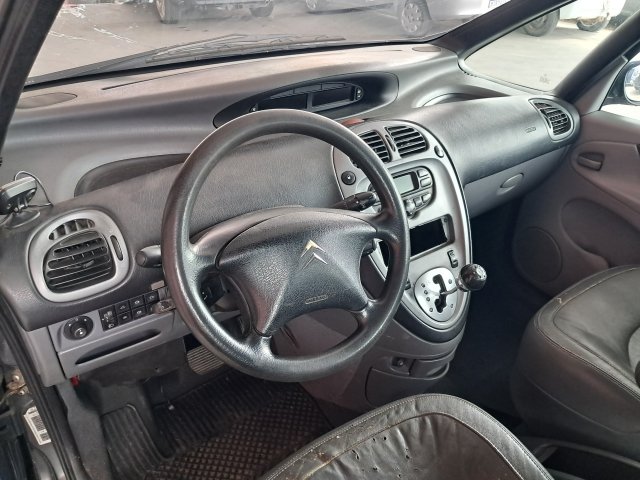Vehicle_photo_7