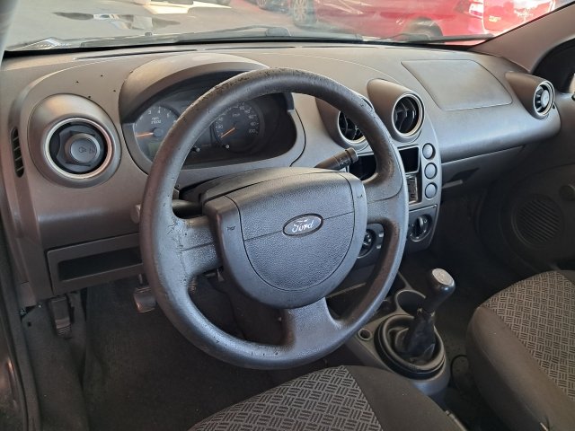 Vehicle_photo_7