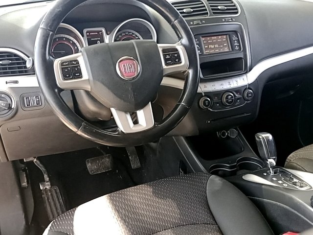 Vehicle_photo_7