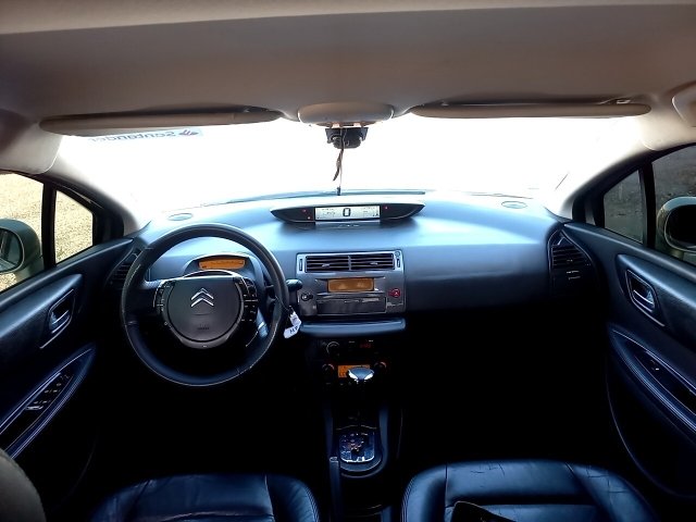 Vehicle_photo_7