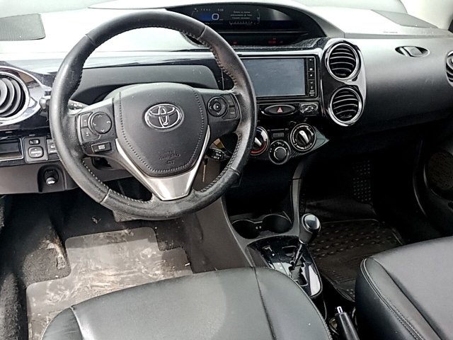 Vehicle_photo_7