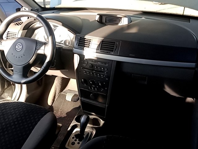 Vehicle_photo_7