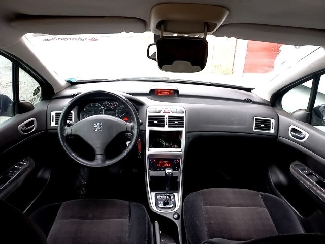 Vehicle_photo_7