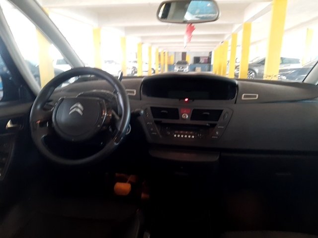Vehicle_photo_7