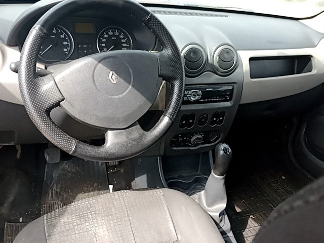 Vehicle_photo_7