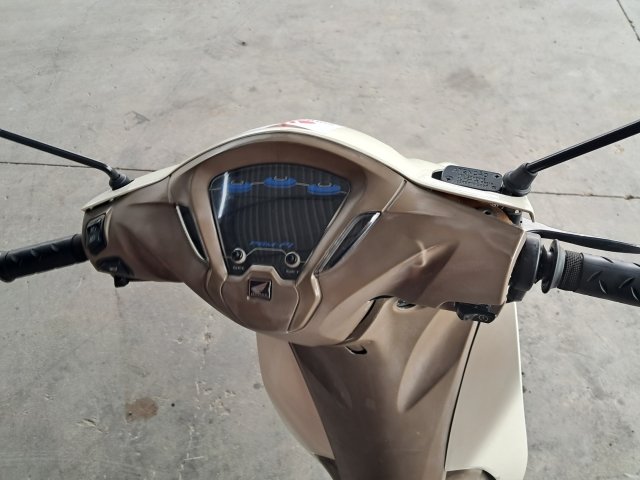 Vehicle_photo_7