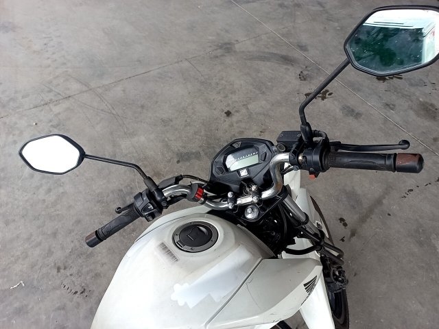 Vehicle_photo_7