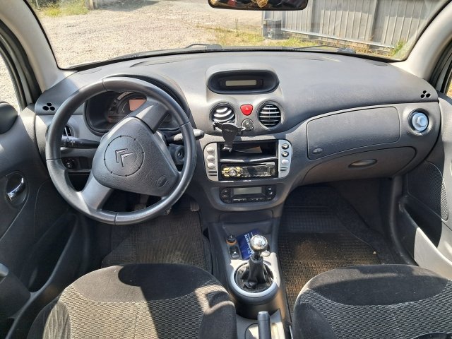 Vehicle_photo_9