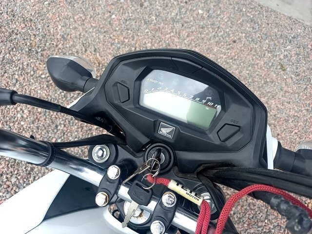 Vehicle_photo_5
