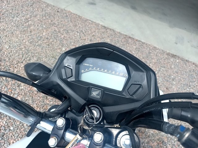 Vehicle_photo_5