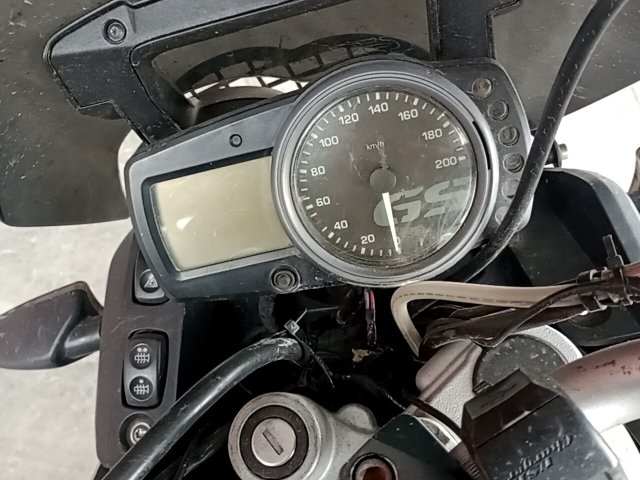 Vehicle_photo_5