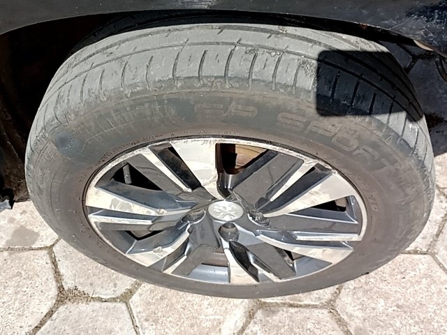 Vehicle_photo_14