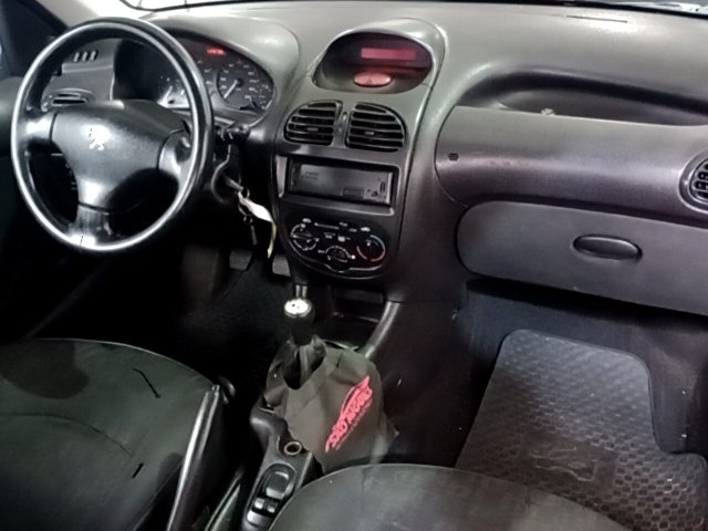 Vehicle_photo_7