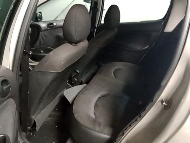 Vehicle_photo_11