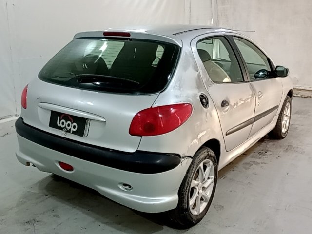 Vehicle_photo_4