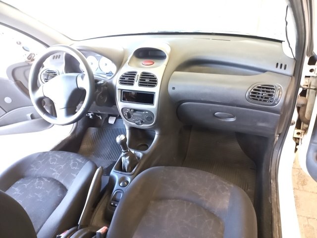 Vehicle_photo_7
