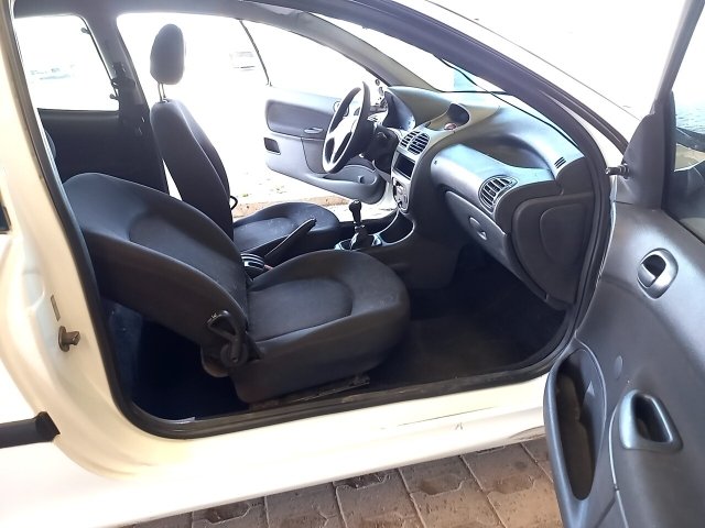 Vehicle_photo_9