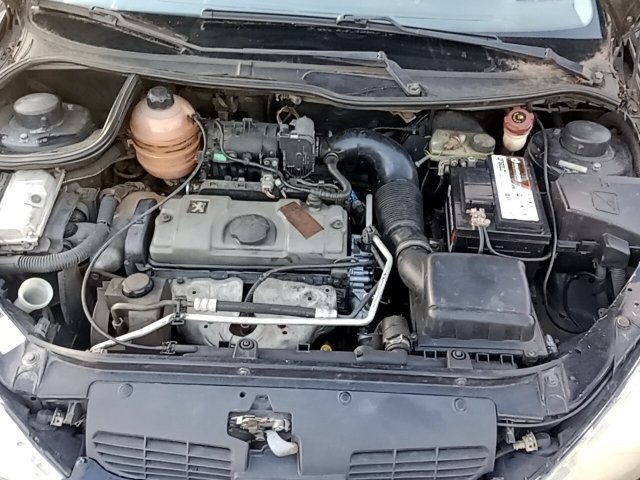 Vehicle_photo_12