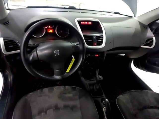 Vehicle_photo_7