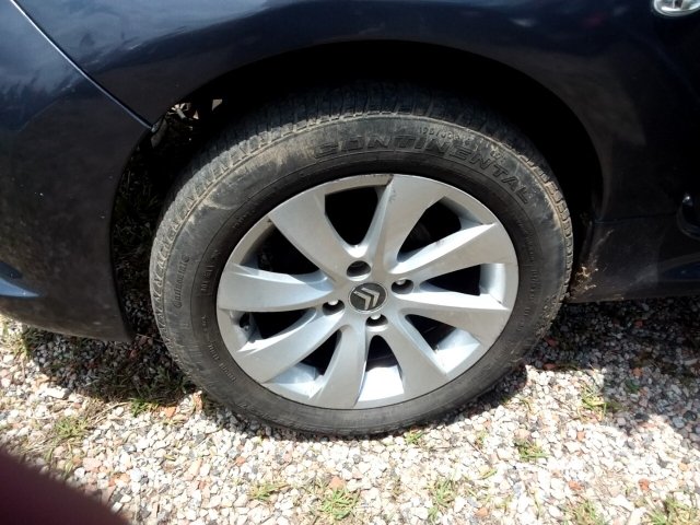 Vehicle_photo_13