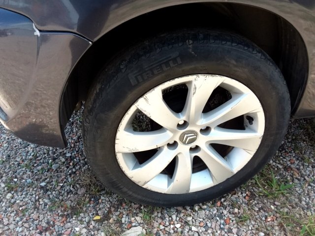 Vehicle_photo_16