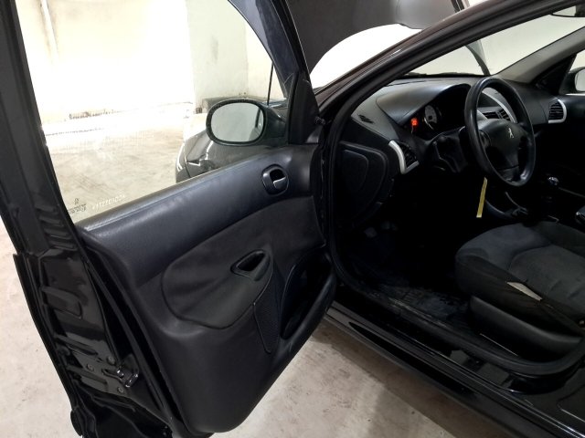 Vehicle_photo_12