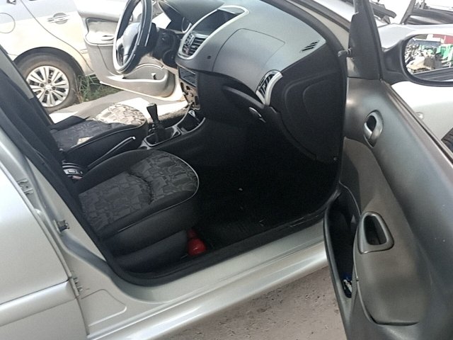 Vehicle_photo_9