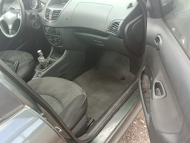 Vehicle_photo_9